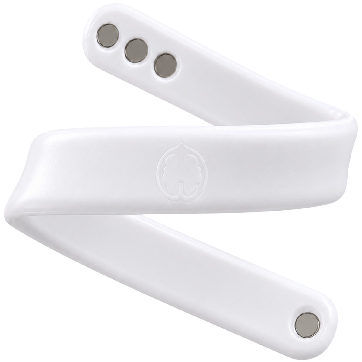 A flexible thermopolymer unibody supports a lightweight, low-profile design.